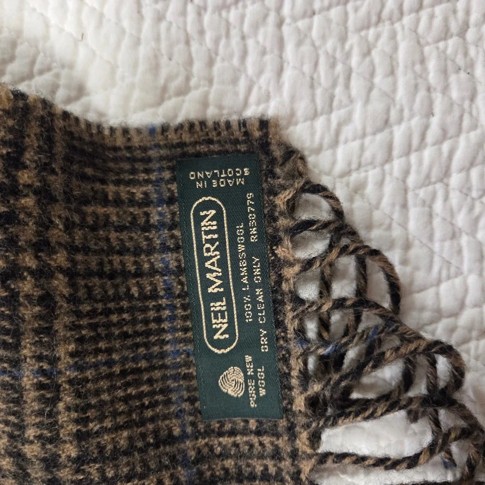 Neil Martin Lambswool Scarf Made in Scotland Brown Plaid Check Fringe Unisex